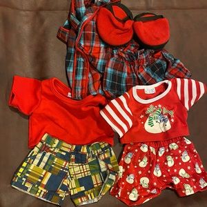Build A Bear holiday outfits